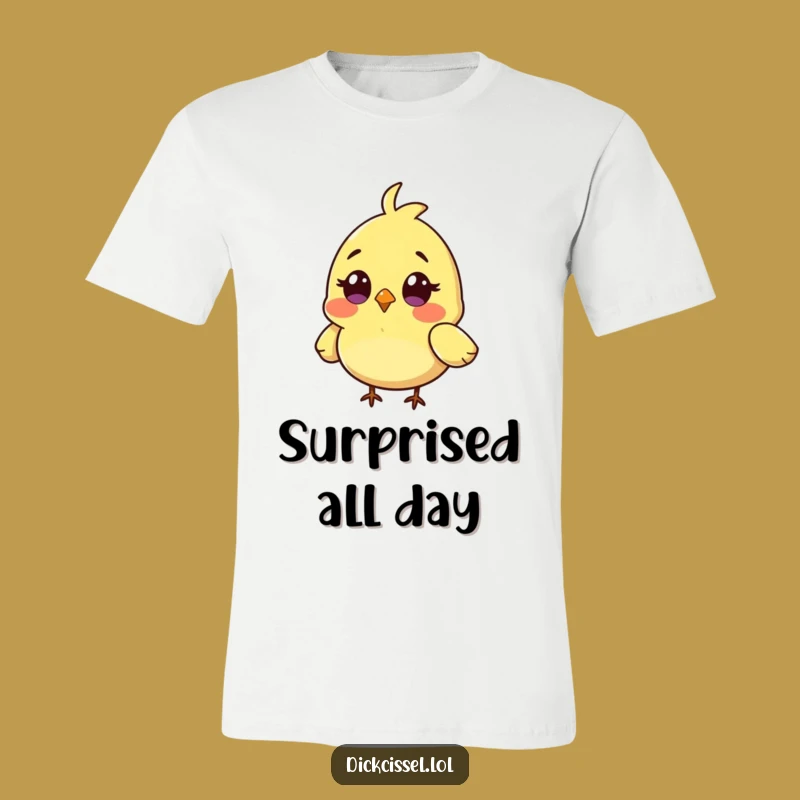 Funny Surprised Bird T-Shirt: Tiny Character, Askew Wings, Ideal Funny Gift for Reactions